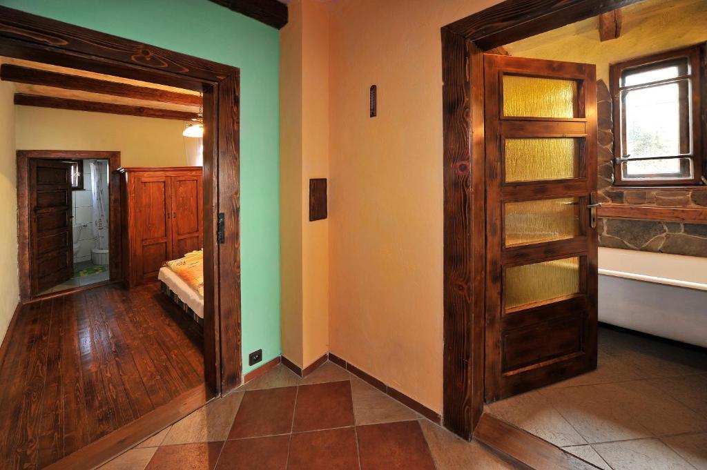 Apartmany Village Velky Slavkov Bilik gambar